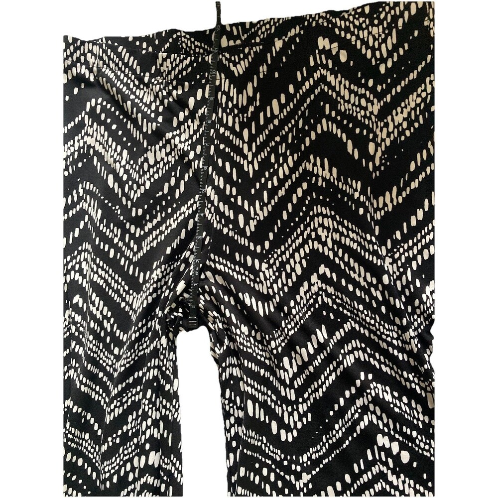AGB Black & White Geometric Pull On Pants Large Flared Good Condition Stretch - Picture 10 of 12